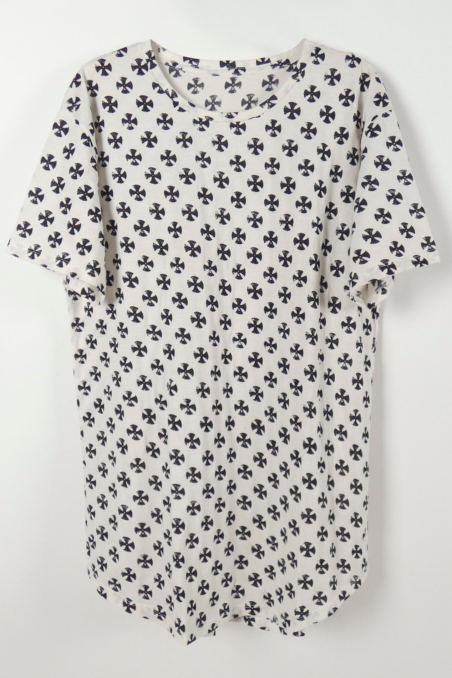 TEE LONG BACK CYCLONE