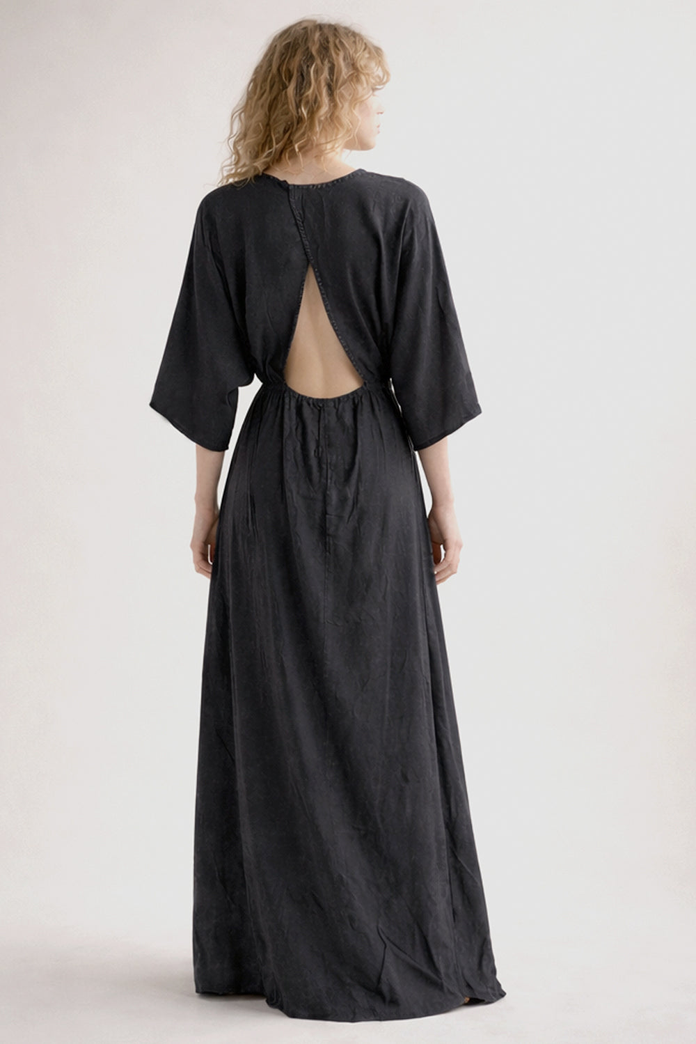 SN-DRESS HADA STW